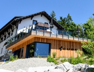 Außenansicht des Bullheadhouse am Bikepark 1024